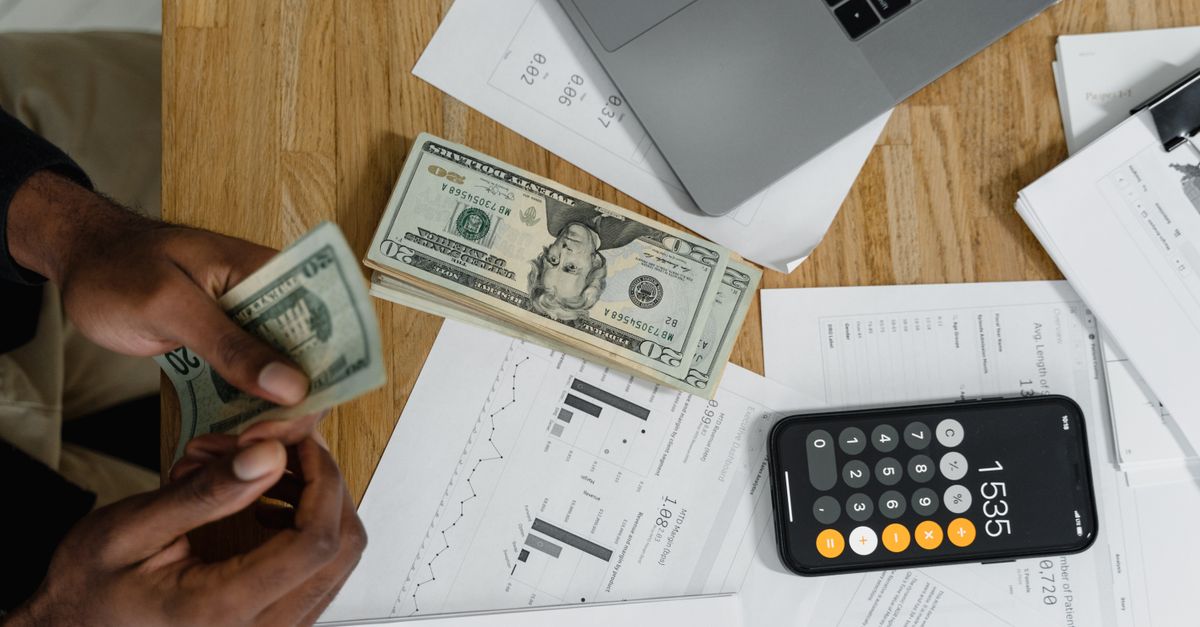 Inside Accounting Services in Dubai